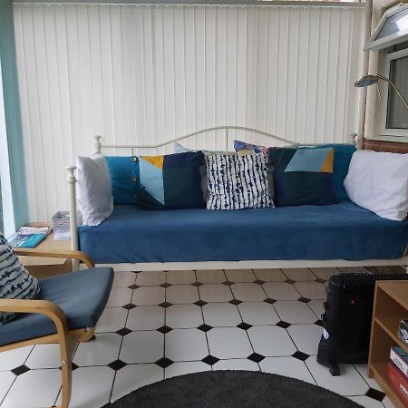 Garden Apartment Нютън Абът Екстериор снимка