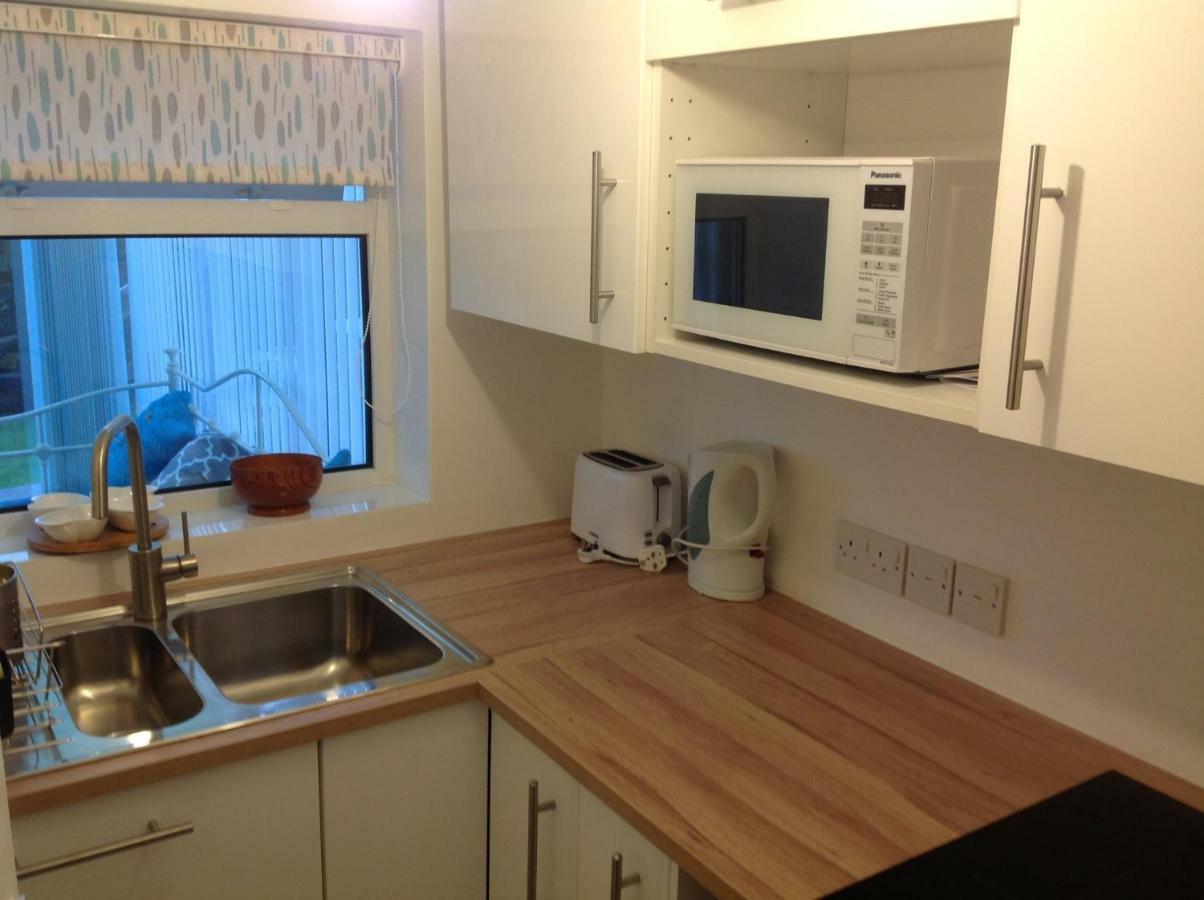 Garden Apartment Нютън Абът Екстериор снимка