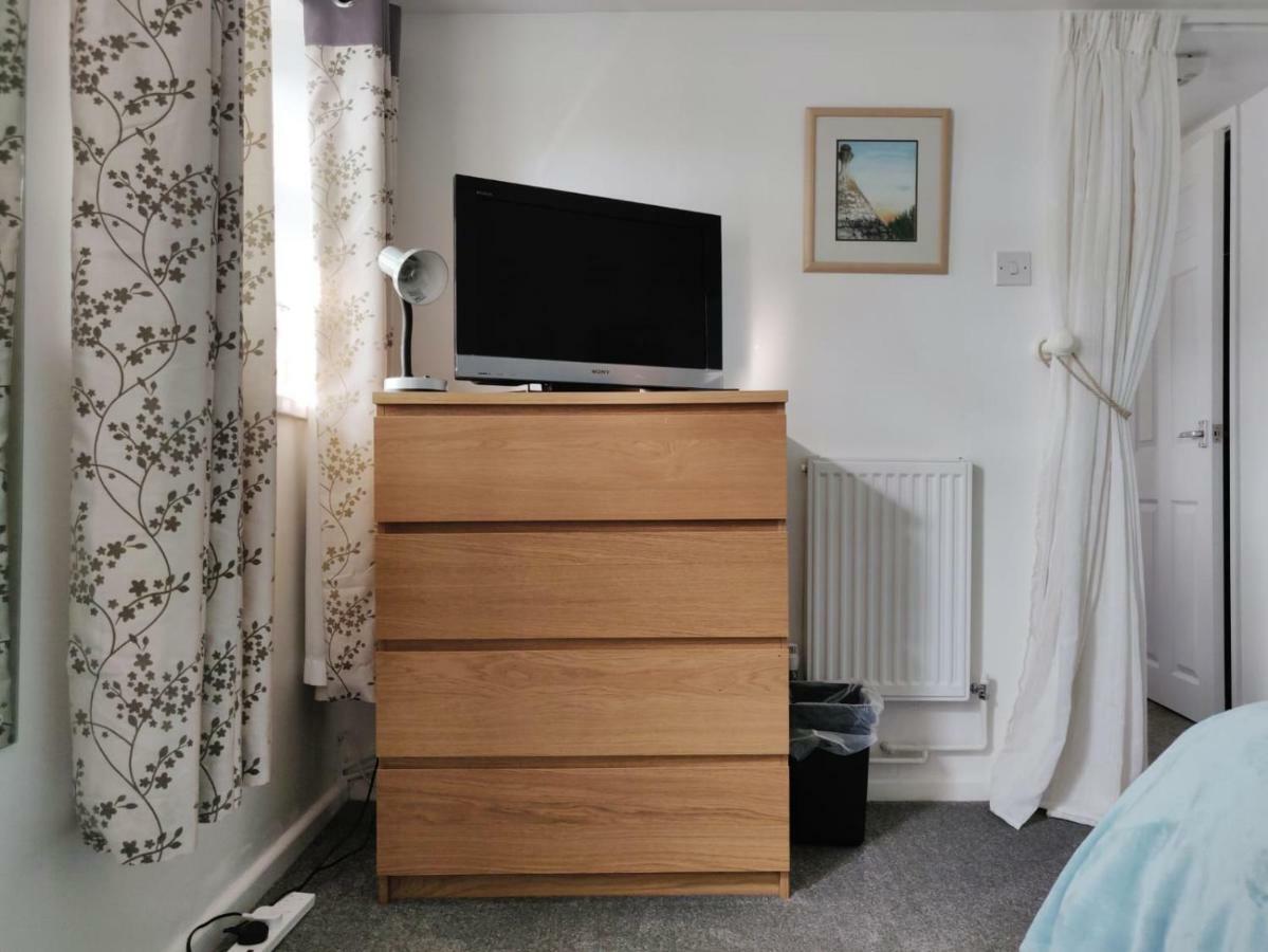 Garden Apartment Нютън Абът Екстериор снимка